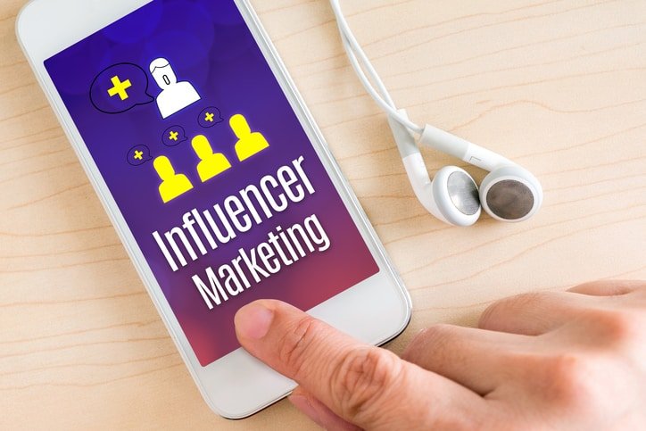 How to Use Influencer Marketing to Boost eCommerce Sales