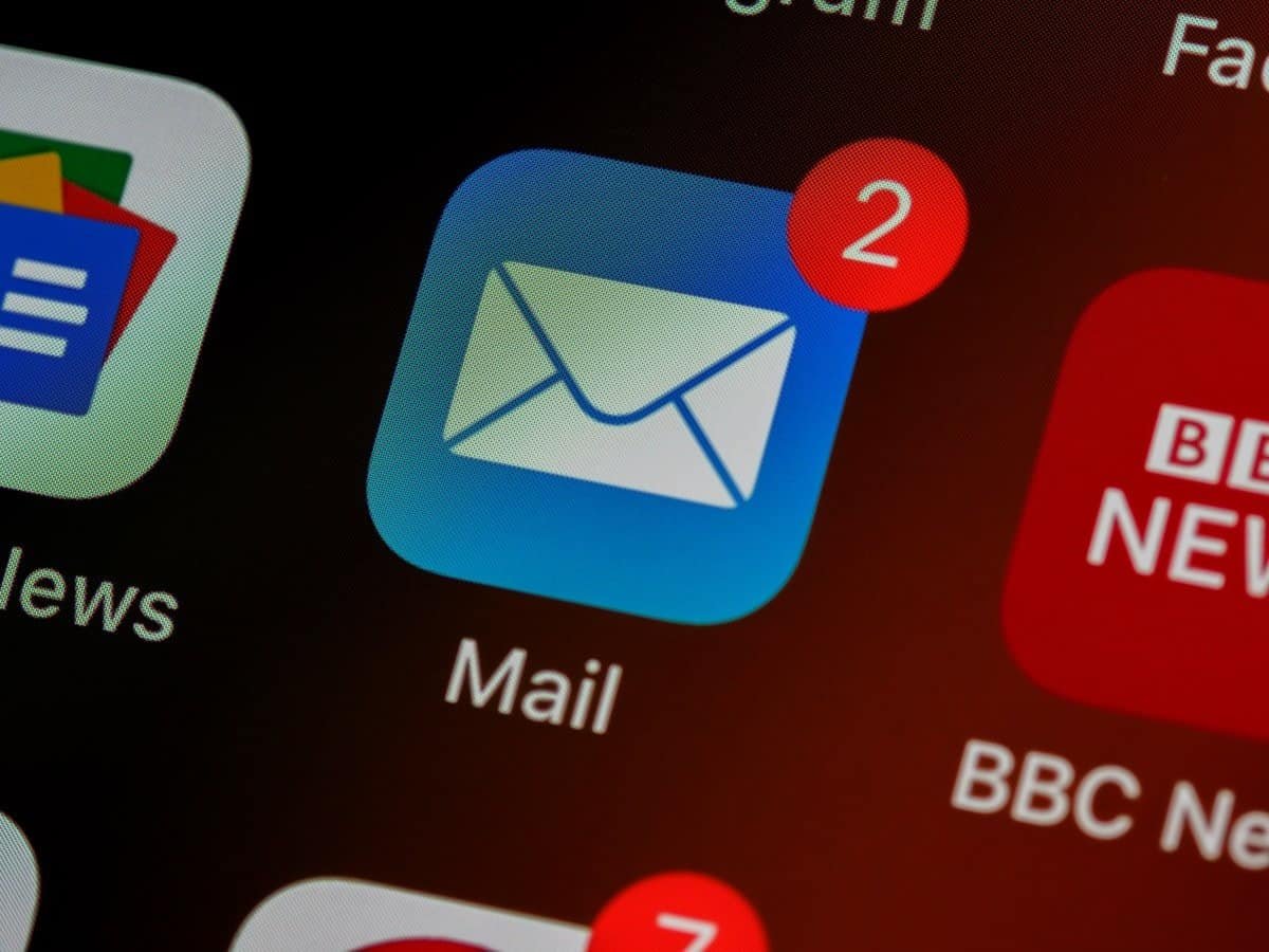How to improve email open rates in 2026 — 9 tips with current benchmarks from Klaviyo and MailerLite